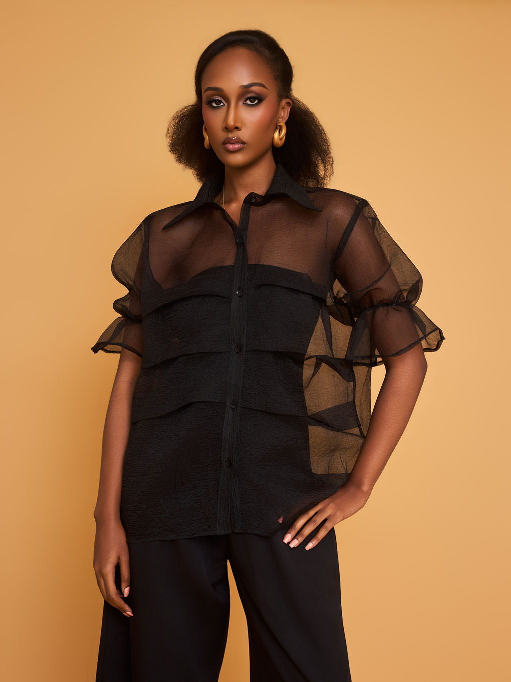 BUBBLE PLEATED BLOUSE - BLACK